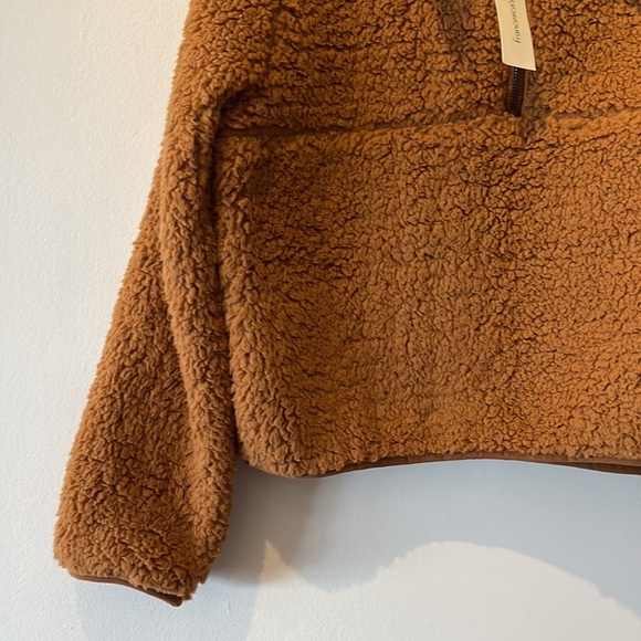 Francesca’s Studio 19 XS Kelly Sherpa Pullover Sweater Camel NWT - Picture 6 of 9
